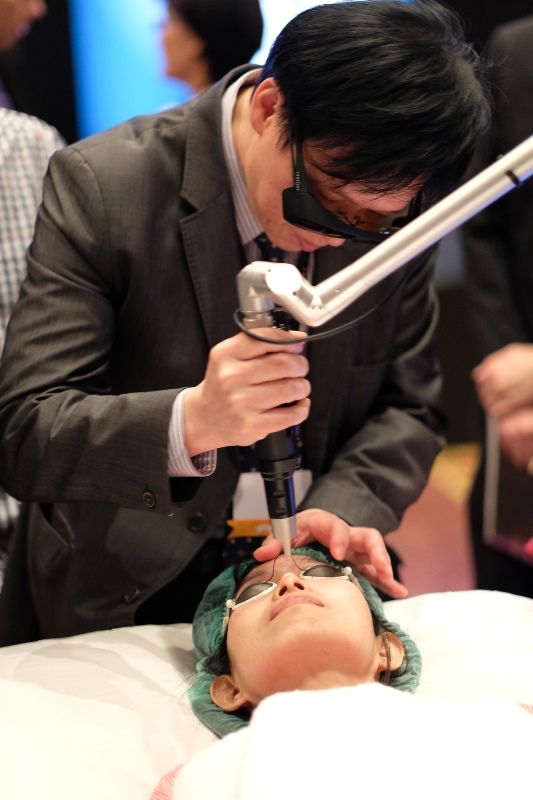 PicoSure Laser Treatment demo