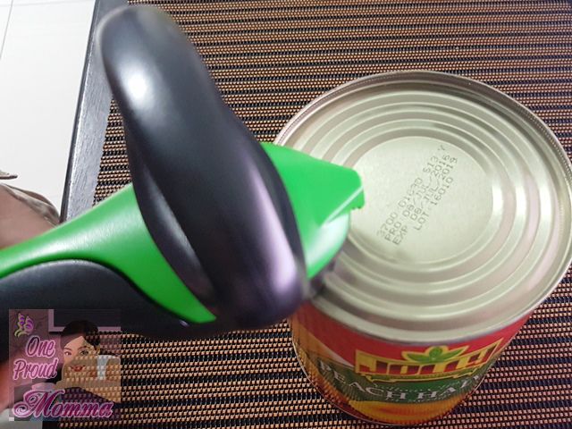 Easy to Use Tupperware Can Opener