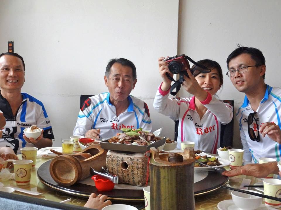 They're more Taiwanese than I am. photo 969345_10151806263856202_1944399518_n.jpg