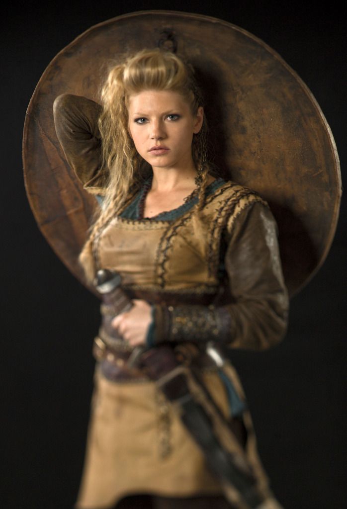  photo vikings-katheryn-winnick-21.jpg